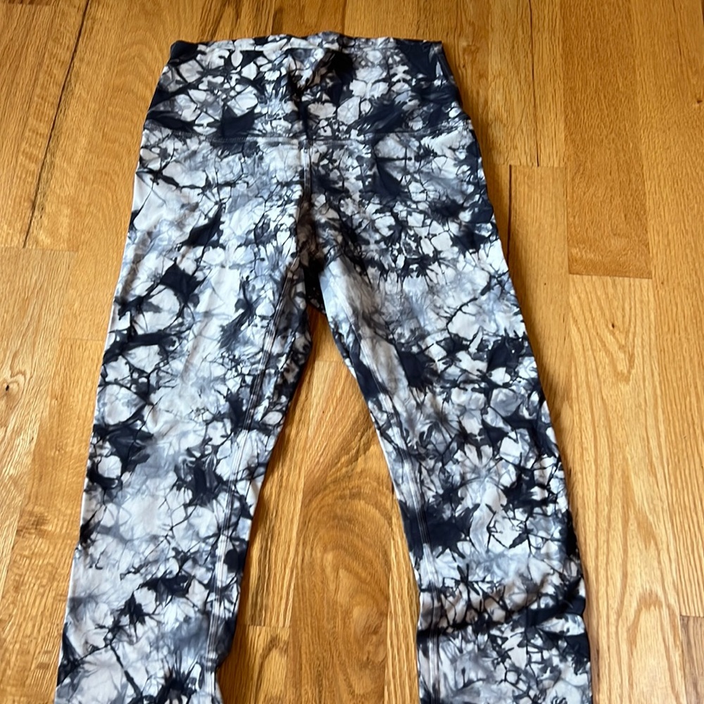 Lululemon capri leggings